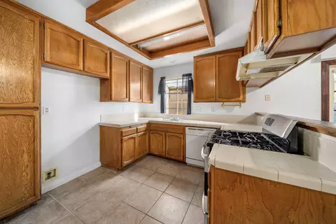 43618 Easy St, Lancaster, CA 93535 photo 9