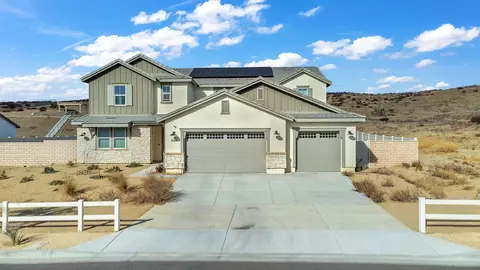 3923 Eliopulos Ranch Dr, Palmdale, CA 93551