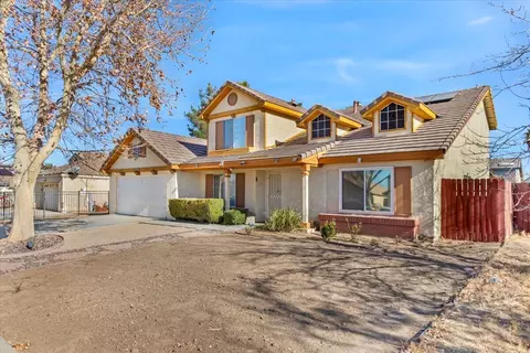 37508 37th St, Palmdale, CA 93550 photo 1