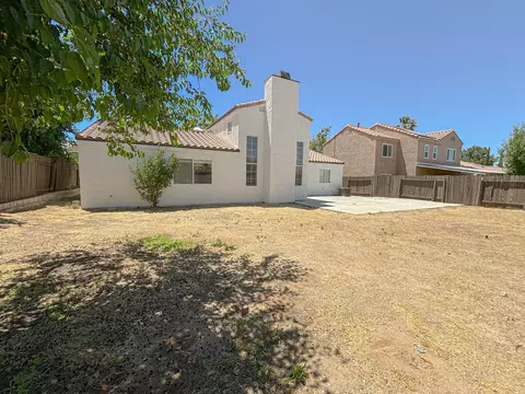 Exterior - 36850 37th St E, Palmdale, CA 93550 photo 6 of 6