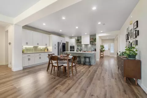 Entry Way - 19475 Spalding Ave, Riverside, CA 92508 photo 1 of 2