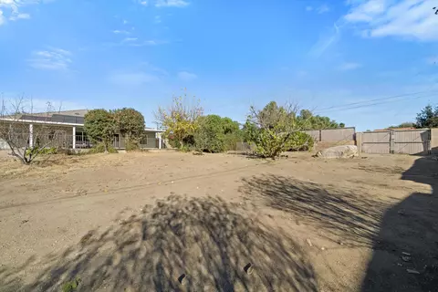 Exterior - 19475 Spalding Ave, Riverside, CA 92508 photo 10 of 12