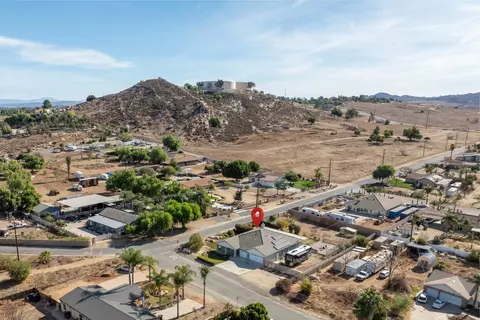 View/Area - 19475 Spalding Ave, Riverside, CA 92508 photo 2 of 8