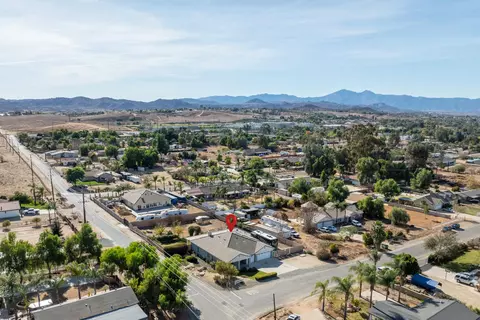 View/Area - 19475 Spalding Ave, Riverside, CA 92508 photo 3 of 8