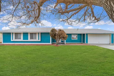 41330 158th St East St E, Lake Los Angeles, CA 93591