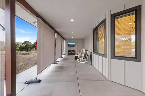 27921 Bear Valley Rd, Tehachapi, CA 93561 photo 8