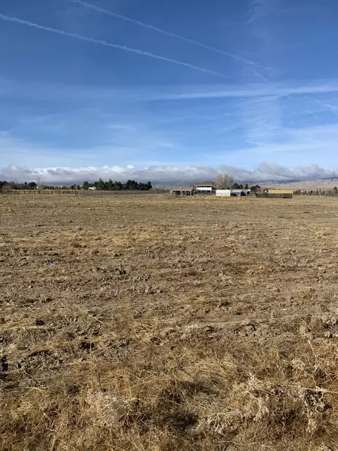 Karget Avenue, Lancaster, CA 93536 photo 2