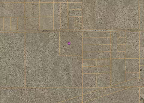 253 Rd East On Ave U, Llano, CA 93544