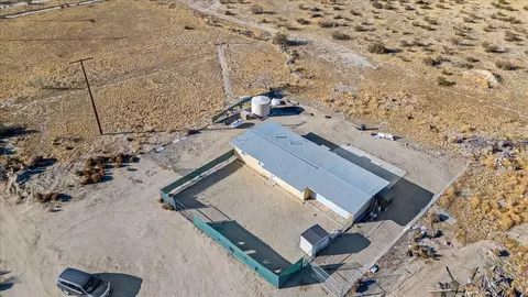 18039 Ave R E, Llano, CA 93544 photo 19