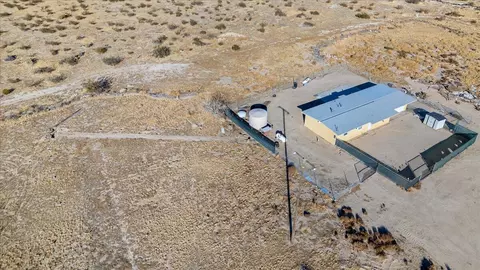 18039 Ave R E, Llano, CA 93544 photo 18