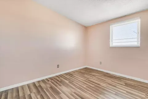 18039 Ave R E, Llano, CA 93544 photo 15
