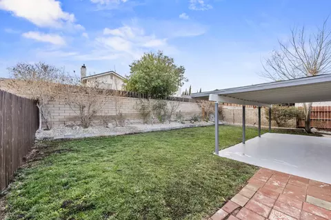 Exterior - 36864 Apache Plume Dr, Palmdale, CA 93550 photo 3 of 8