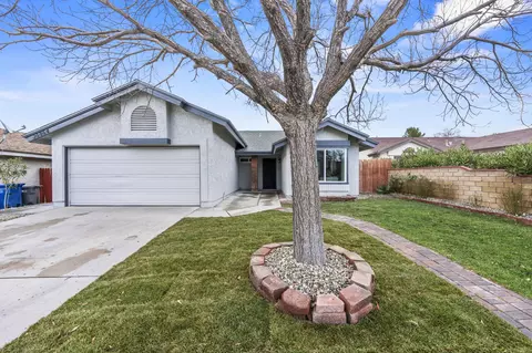 36864 Apache Plume Dr, Palmdale, CA 93550