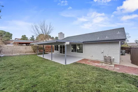 Exterior - 36864 Apache Plume Dr, Palmdale, CA 93550 photo 5 of 8