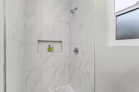 Bath - 36864 Apache Plume Dr, Palmdale, CA 93550 photo 3 of 4