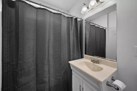 Bath - 9323 Ave T-12 E, Littlerock, CA 93543 photo 3 of 3