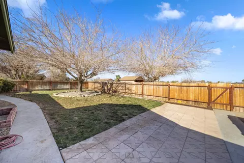 Exterior - 9323 Ave T-12 E, Littlerock, CA 93543 photo 5 of 5
