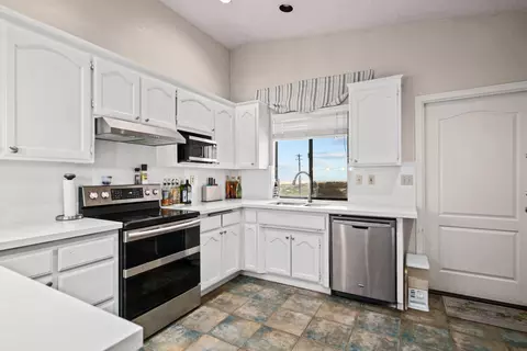 475 Maria Rd, Pinon Hills, CA 92372 photo 22