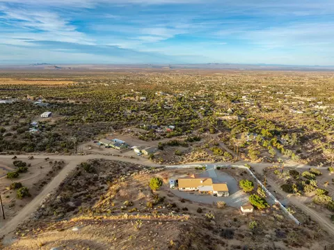475 Maria Rd, Pinon Hills, CA 92372 photo 49