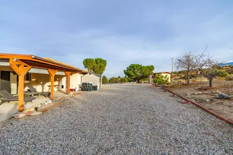475 Maria Rd, Pinon Hills, CA 92372 photo 40