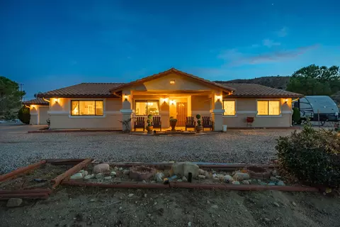 475 Maria Rd, Pinon Hills, CA 92372 photo 6