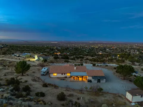 475 Maria Rd, Pinon Hills, CA 92372 photo 43
