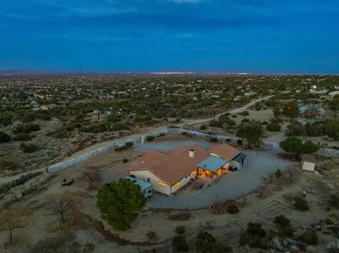 475 Maria Rd, Pinon Hills, CA 92372 photo 44