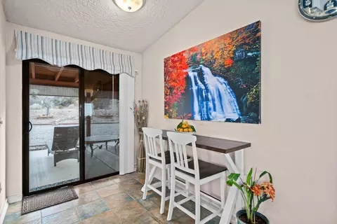 475 Maria Rd, Pinon Hills, CA 92372 photo 24