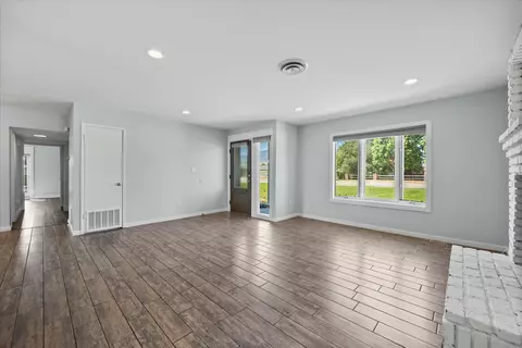 22710 Fran Dr, Tehachapi, CA 93561 photo 4