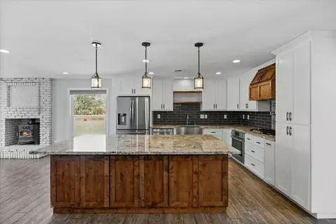 22710 Fran Dr, Tehachapi, CA 93561 photo 8