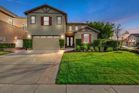22570 Skipping Stone, Saugus, CA 91350
