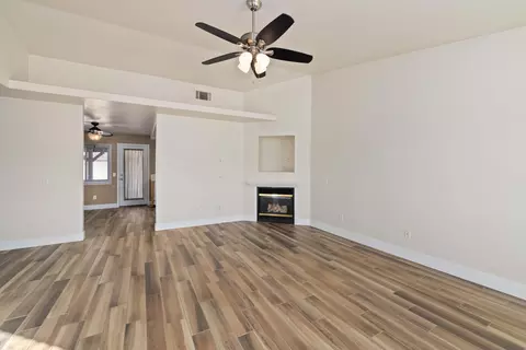 43714 5th St E, Lancaster, CA 93535 photo 5
