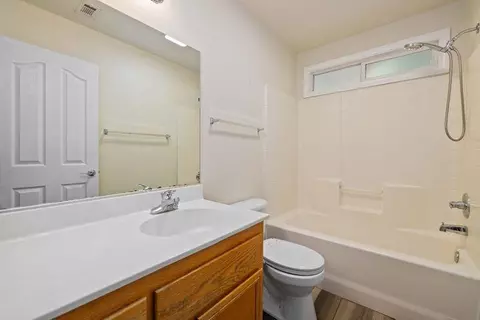 43714 5th St E, Lancaster, CA 93535 photo 16