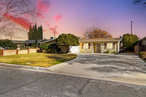 39512 12th St W, Palmdale, CA 93551