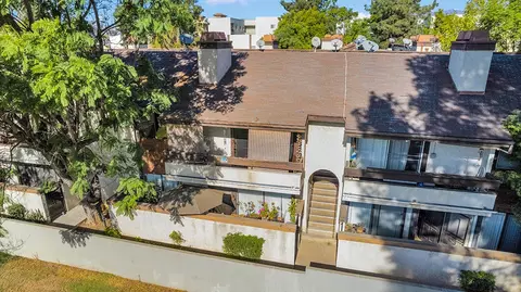 9600 Van Nuys Blvd #216, Panorama City, CA 91402
