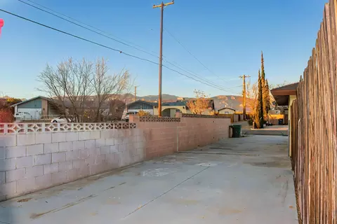 Exterior - 16649 Koch St, Mojave, CA 93501 photo 7 of 7
