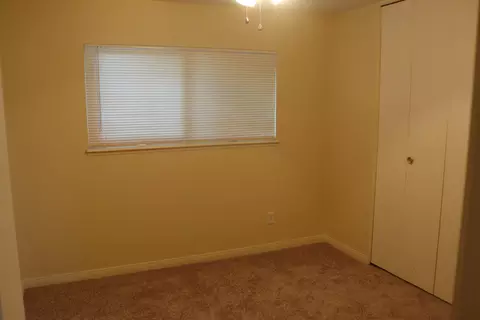 Bedroom - 16649 Koch St, Mojave, CA 93501 photo 6 of 6