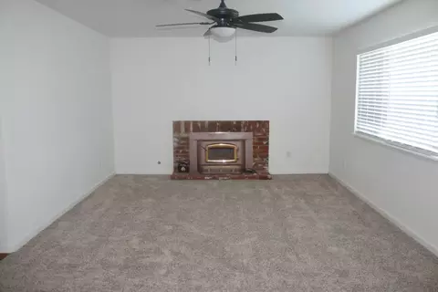 Living - 16649 Koch St, Mojave, CA 93501 photo 1 of 3