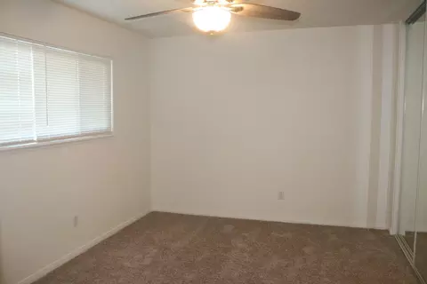 Bedroom - 16649 Koch St, Mojave, CA 93501 photo 5 of 6