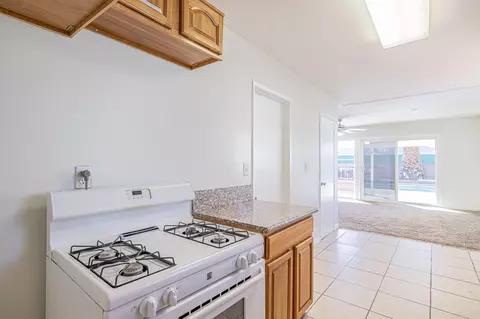 44015 Elm Ave, Lancaster, CA 93534 photo 15