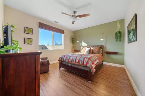 Bedroom - 45509 2nd St E, Lancaster, CA 93535 photo 1 of 2