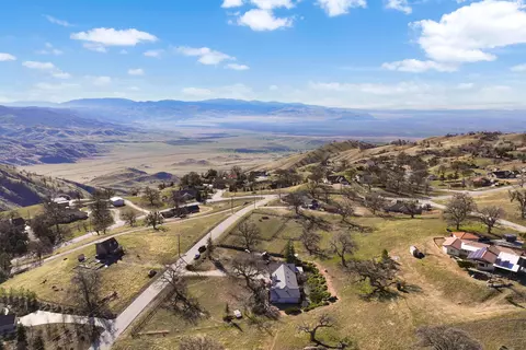 29701 Poso Ct, Tehachapi, CA 93561 photo 13