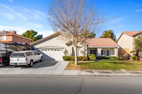 44303 Casa Nova Dr, Lancaster, CA 93536