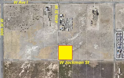 47 Th St W St W, Lancaster, CA 93536