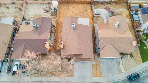 View/Area - 44749 Jefferson Ct, Lancaster, CA 93535 photo 1 of 6
