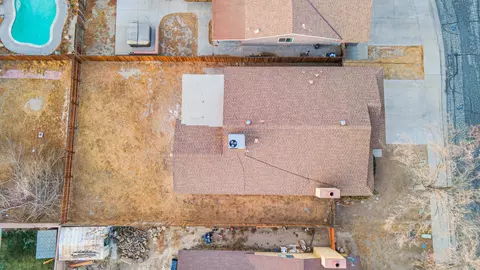 View/Area - 44749 Jefferson Ct, Lancaster, CA 93535 photo 2 of 6