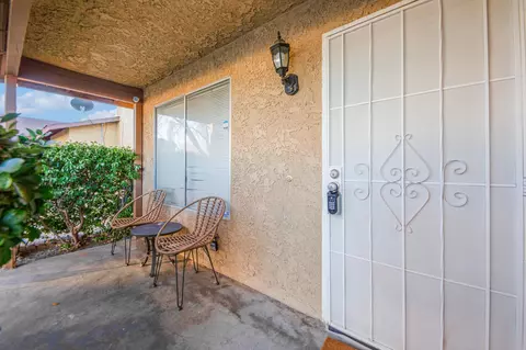 Exterior - 44749 Jefferson Ct, Lancaster, CA 93535 photo 3 of 7