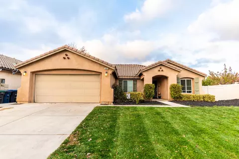 1007 Maggie Ln, Tehachapi, CA 93561