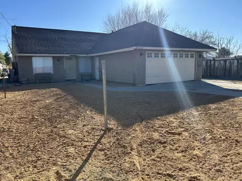 9046 Avenue T E, Littlerock, CA 93543