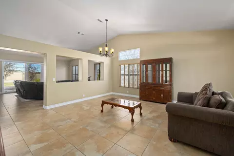 2801 Sunnyvale Rd, Lancaster, CA 93536 photo 6